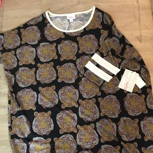 Lularoe tiger 🐅 print Irma size small